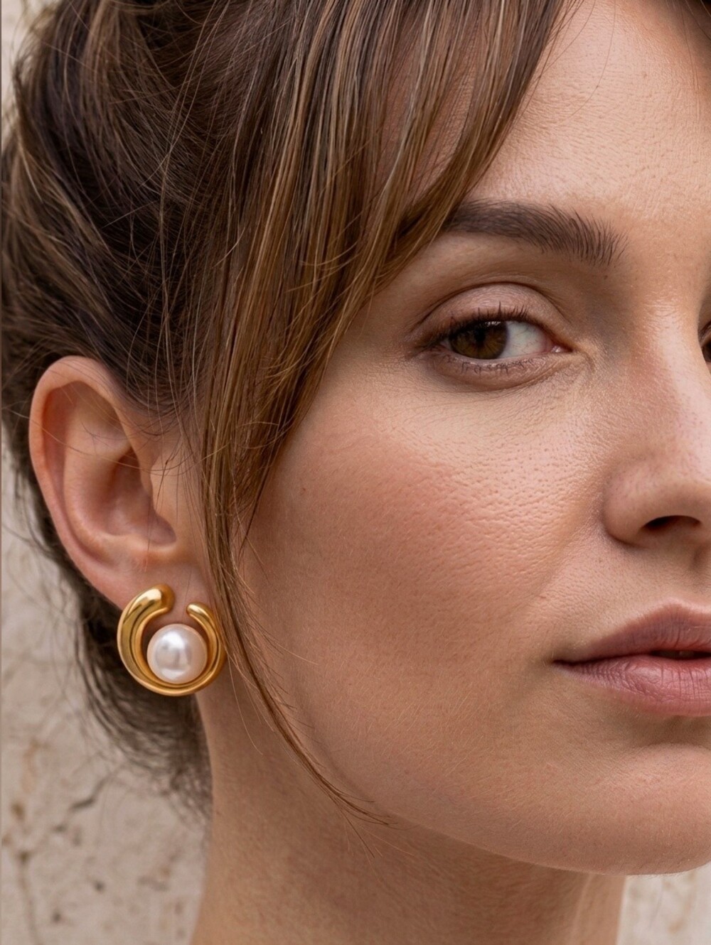 18K Gold Plated Pearl Swirl Stud Earrings Sculptural Old Money Clean Girl Modern